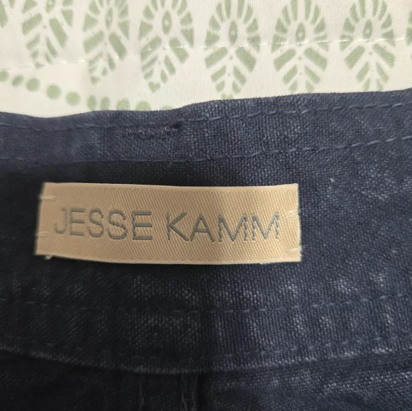 Jesse kamm size 2 jeans,midnight color.